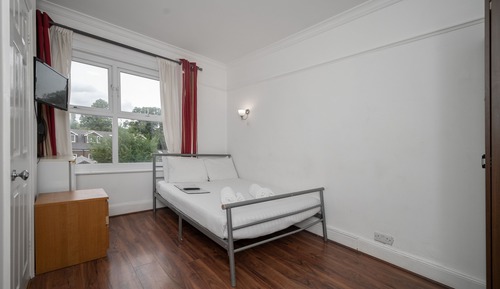 Chambre Double, salle de bains privée