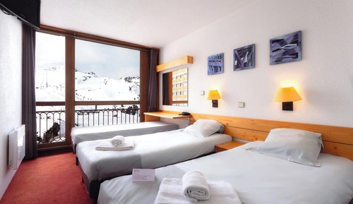 Chambre Triple Standard, vue montagne