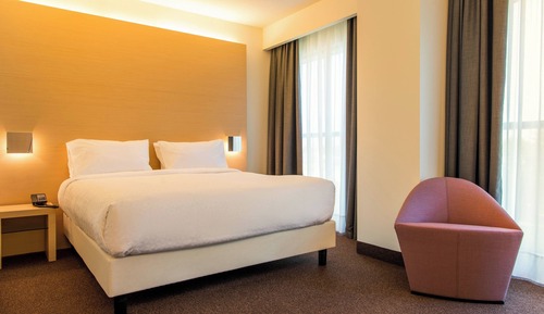 Chambre Deluxe, 1 très grand lit