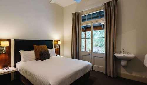 Suite, 1 grand lit (Detached private bathroom, Heritage)