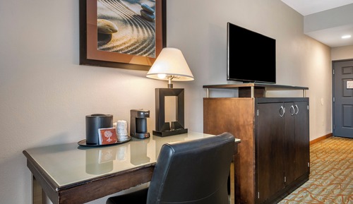 Chambre Standard, 2 grands lits, non-fumeurs, réfrigérateur et four à micro-ondes