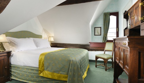 Chambre Supérieure, 1 grand lit (Castello)