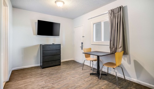 Chambre Standard, 1 très grand lit, non-fumeurs