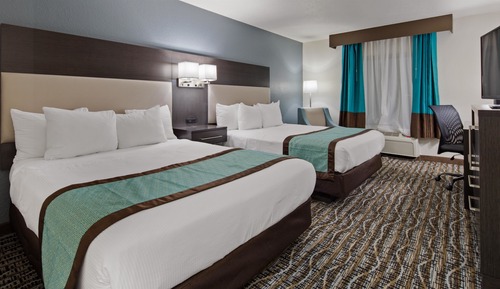 Chambre Standard, 2 grands lits, accessible aux personnes à mobilité réduite, baignoire