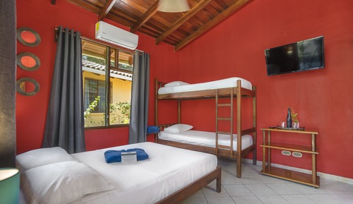 Chambre Quadruple Économique