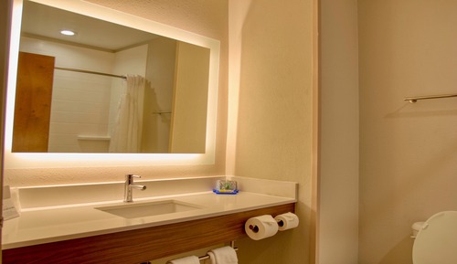 Chambre Standard, accessible aux personnes à mobilité réduite (Mobility, Accessible Tub)