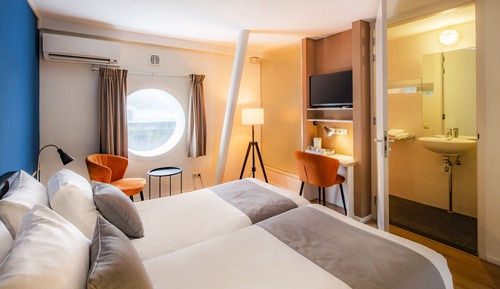 Chambre Double Standard, 2 lits une place