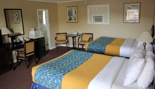Chambre, 2 grands lits