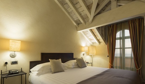 Chambre Classique Double ou avec lits jumeaux