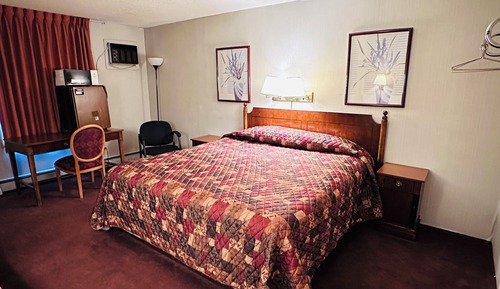 Chambre non-fumeurs, très grand lit