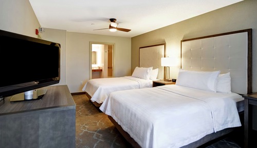 Suite avec 1 chambre, 2 lits doubles, Non-fumeurs.