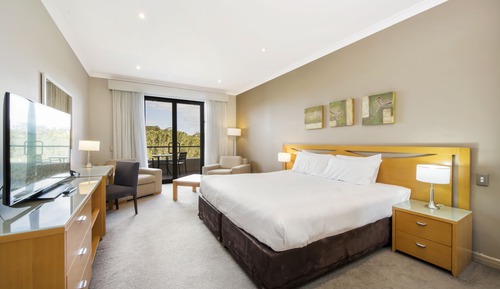Chambre Supérieure, 1 très grand lit, vue golf