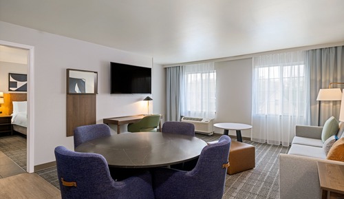 Suite, 1 chambre, cuisine