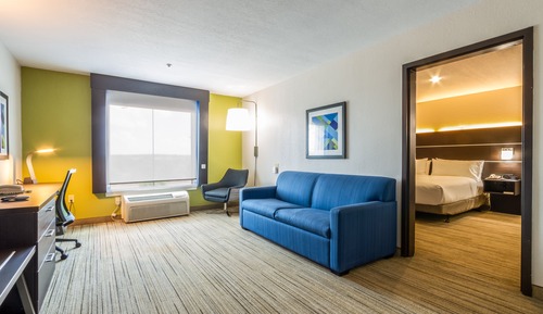 Suite, 1 très grand lit (Communications, Accessible Tub)