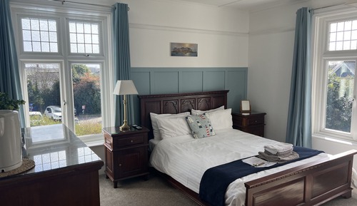 Chambre Double, salle de bains attenante (St Ives Room)