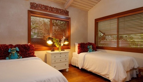 Chambre, 3 chambres, en front de mer