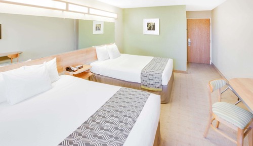 Chambre Standard, 2 grands lits (Non-Smoking)