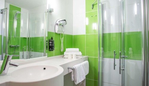 Chambre Double, 1 lit double et 1 canapé-lit (Privilege)