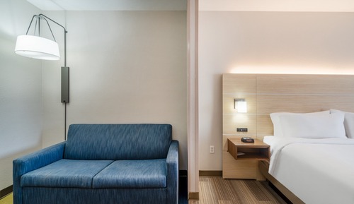 Suite, 1 lit une place, accessible aux personnes à mobilité réduite (Communications, Accessible Tub)