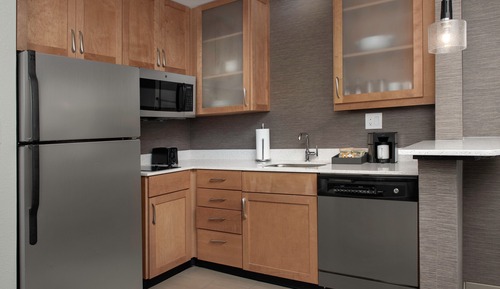 Studio, 1 très grand lit et 1 canapé-lit (Mobility/Hearing Accessible, Tub)