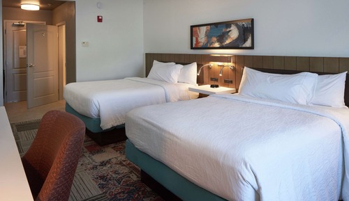 Chambre, 2 grands lits