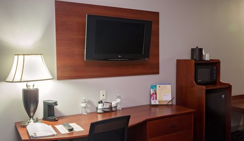 Chambre Standard, 2 grands lits, accessible aux personnes à mobilité réduite