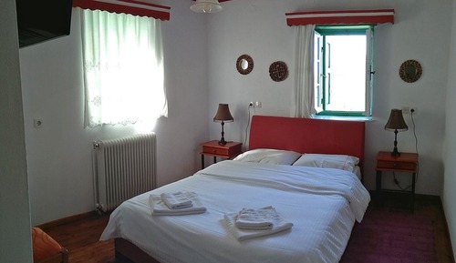 Chambre Double, vue montagne