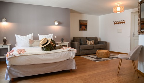 Chambre Double, salle de bains attenante (Chambre « Boisée »)