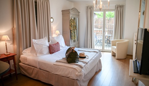 Chambre Double, accessible aux personnes à mobilité réduite (Chambre « Coeur »)