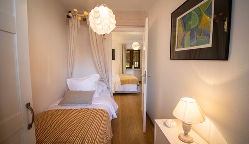 Chambre Triple, salle de bains attenante (Chambre « Flocon »)
