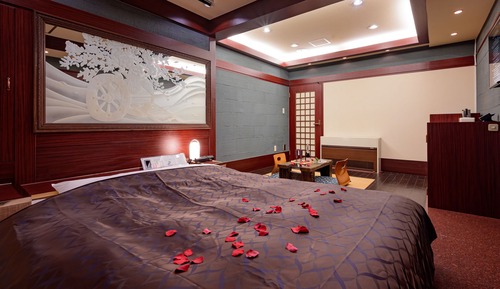 Chambre Double, fumeurs, baignoire (Early Check-out at 11:00)