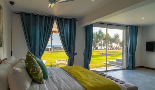 Suite Luxe, 1 très grand lit, vue mer
