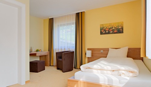 Chambre Simple, 1 lit une place, non-fumeurs