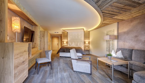 Chambre Double Classique, 1 très grand lit et 1 canapé-lit, non-fumeurs, vue cour intérieure