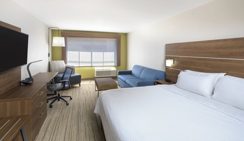 Suite, 1 très grand lit et 1 canapé-lit