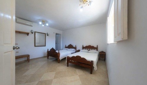 Chambre Quadruple Familiale, 2 lits doubles, non-fumeurs