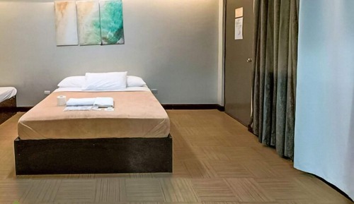 Chambre Double, vue jardin, rez-de-chaussée (Eco Duo)