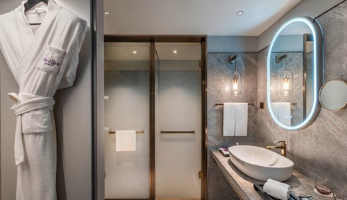 Chambre Deluxe, 1 très grand lit