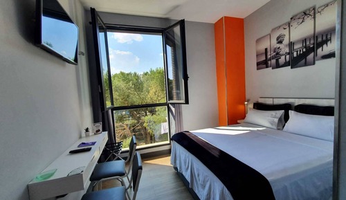 Chambre Double Supérieure, 1 grand lit, non-fumeurs