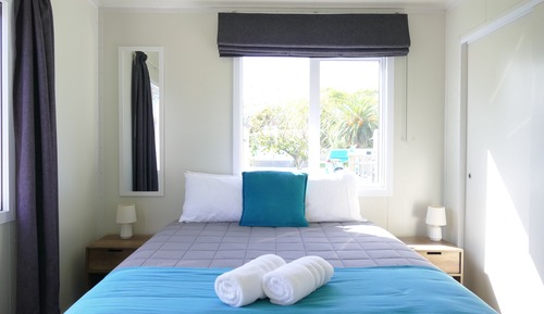 Chambre Simple Premium, 1 grand lit, non-fumeurs, salle de bains privée