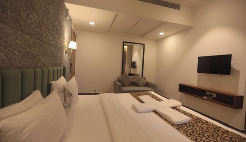 Suite Royale, 1 grand lit, non-fumeurs