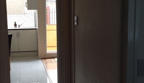 Appartement, 1 chambre, balcon, rez-de-chaussée