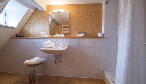Chambre Double Classique, salle de bains privée