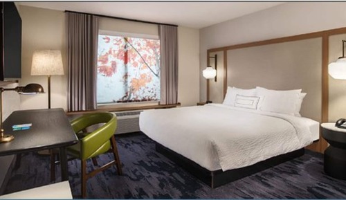 Studio, 1 très grand lit et 1 canapé-lit (Mobility Accessible, Roll-In Shower)