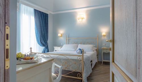 Chambre Double, vue ville