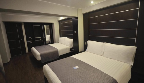 Chambre Standard, 2 grands lits