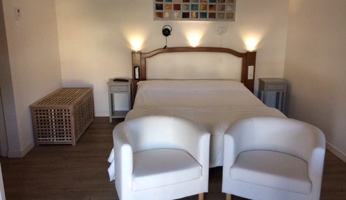 Chambre Double Confort, 1 grand lit