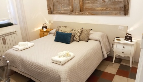 Appartement Romantique, salle de bains privée, vue mer