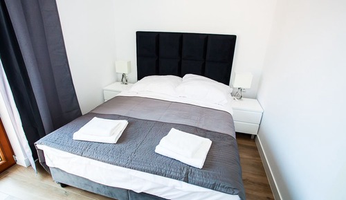 Appartement (Black)