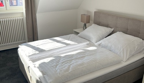 Appartement Familial, salle de bains attenante (große Familienwohnung)